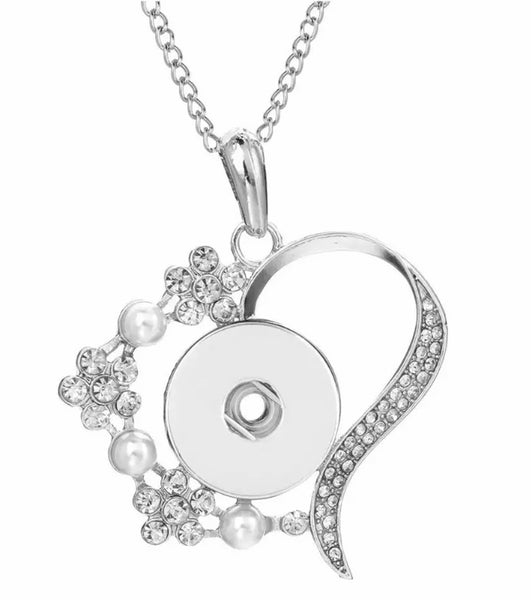 Heart’s Desire Necklace in Silver