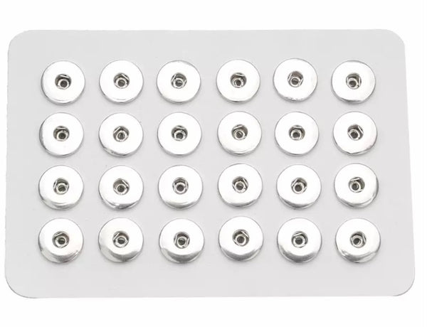 Snap Button Display Board in White